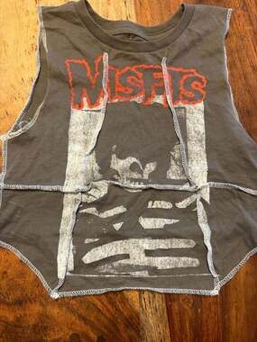 Misfits Deconstructed Punk Graphic Muscle Tank Top small punk